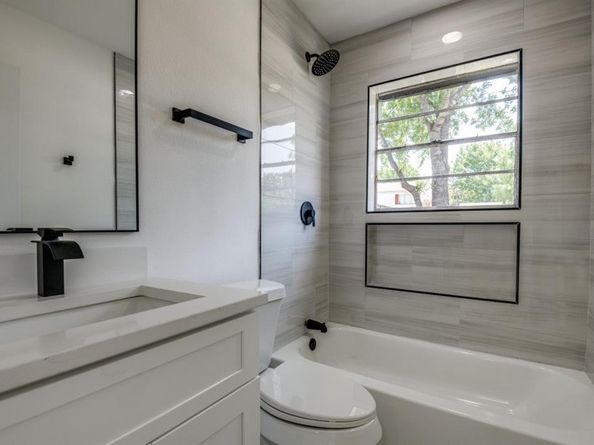 702  Sara Drive , Mesquite Texas 75149