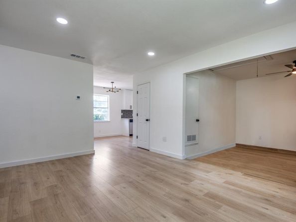 702  Sara Drive , Mesquite Texas 75149
