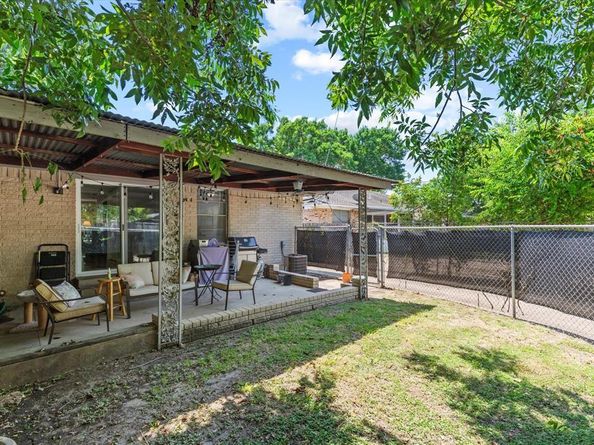 7441  Walling Lane , Dallas Texas 75231