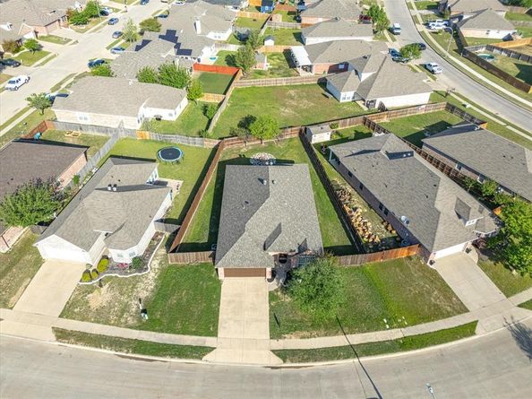 6813  Falconer Way , Fort Worth Texas 76179