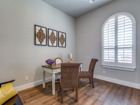 9511  Knotty Pine Place , Oak Point Texas 75068