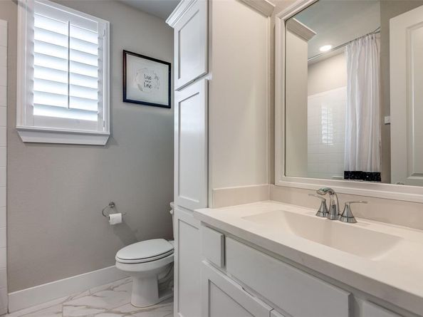9511  Knotty Pine Place , Oak Point Texas 75068