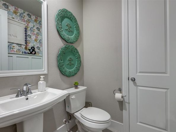 9511  Knotty Pine Place , Oak Point Texas 75068