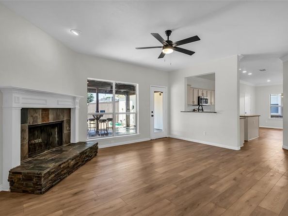 5605  Stonemoss Drive , McKinney Texas 75070