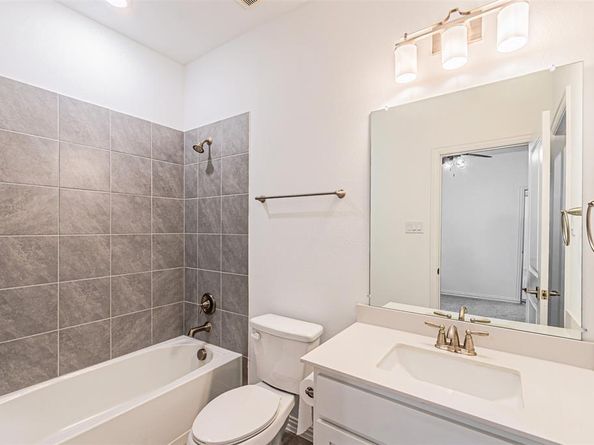 904  Utica Drive , McKinney Texas 75069