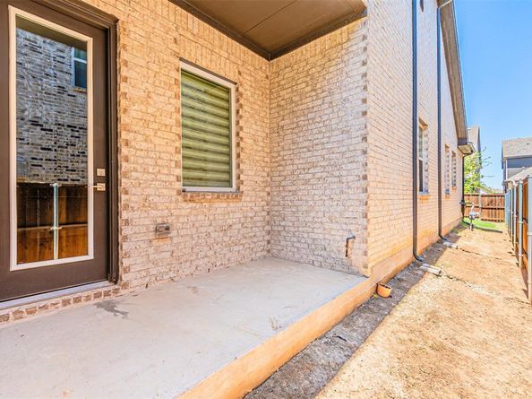 904  Utica Drive , McKinney Texas 75069
