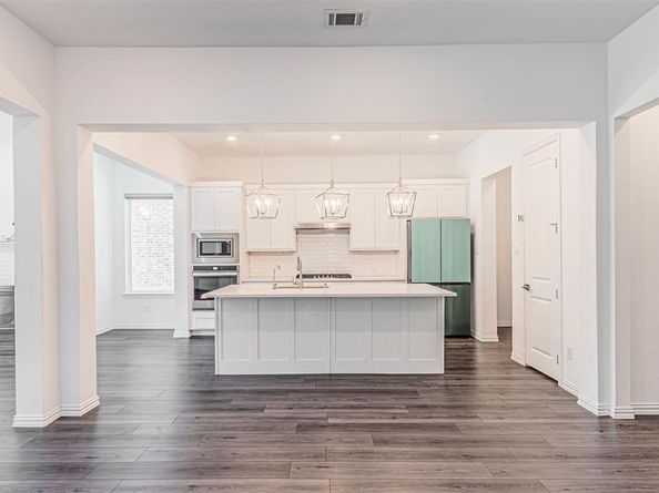 904  Utica Drive , McKinney Texas 75069