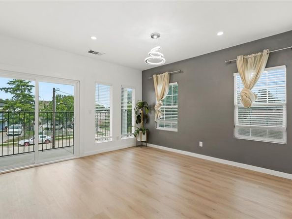 1908  Gallagher Street , Dallas Texas 75212