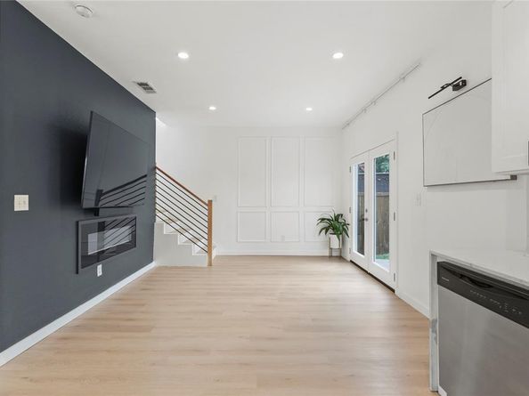 1908  Gallagher Street , Dallas Texas 75212