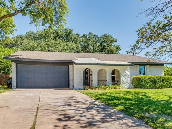 2023  Brentwood Lane , Carrollton Texas 75006
