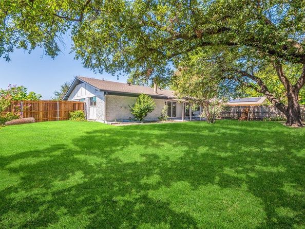 2023  Brentwood Lane , Carrollton Texas 75006