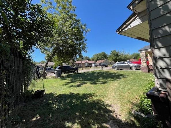 227  Halsey Street , Dallas Texas 75224