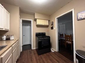 227  Halsey Street , Dallas Texas 75224