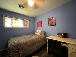 227  Halsey Street , Dallas Texas 75224