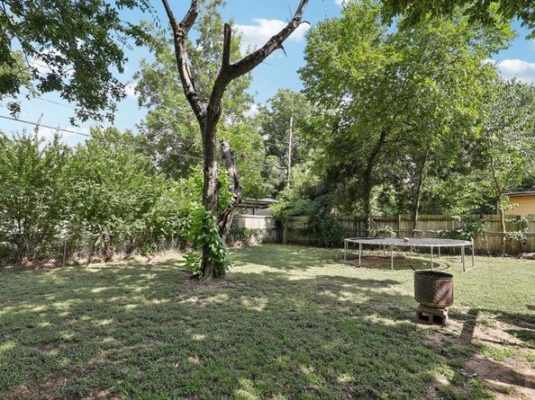 408  Harrison Lane , Hurst Texas 76053