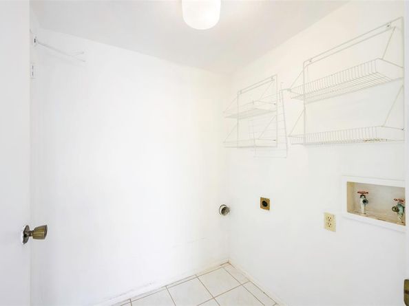 2707  Colonial Drive , Carrollton Texas 75007