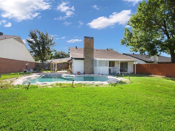 2707  Colonial Drive , Carrollton Texas 75007