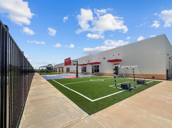 1521  Wittington Place , Farmers Branch Texas 75234