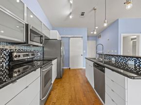1111 S Akard Street  414, Dallas Texas 75215