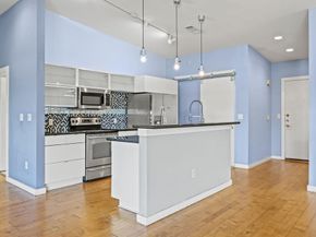 1111 S Akard Street  414, Dallas Texas 75215