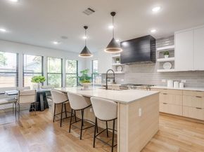 3914 W 5th Street , Fort Worth Texas 76107