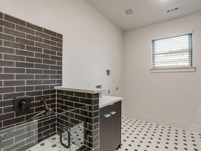 3914 W 5th Street , Fort Worth Texas 76107