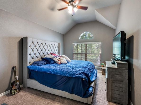 2743  Columbus  , Grand Prairie Texas 75054
