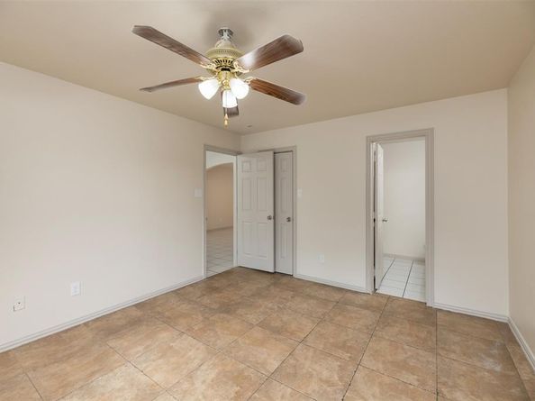 274 S St Augustine Drive , Dallas Texas 75217