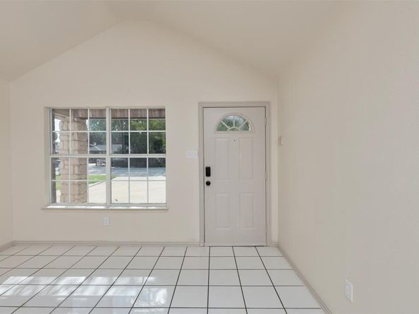 274 S St Augustine Drive , Dallas Texas 75217