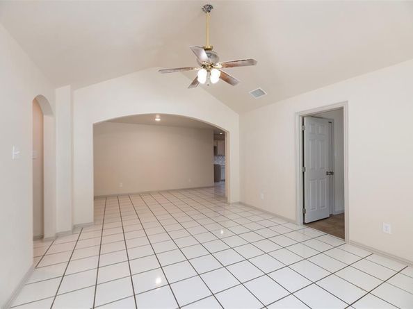 274 S St Augustine Drive , Dallas Texas 75217