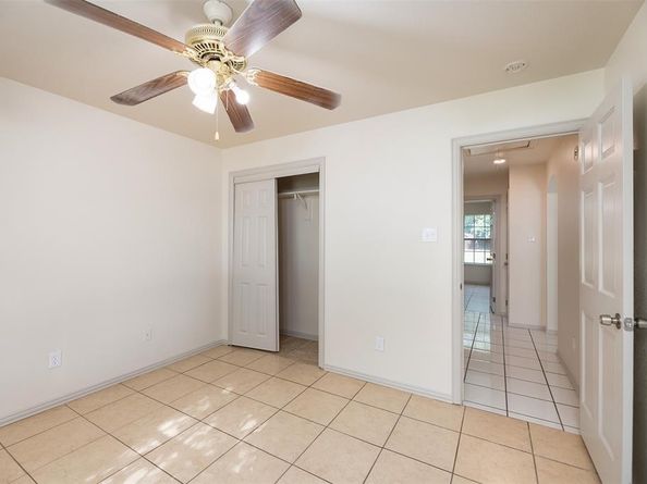 274 S St Augustine Drive , Dallas Texas 75217