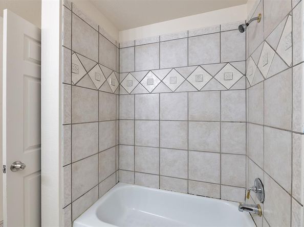 274 S St Augustine Drive , Dallas Texas 75217