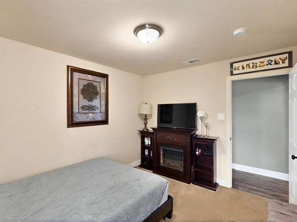 2715  Myopia Court , Dallas Texas 75253