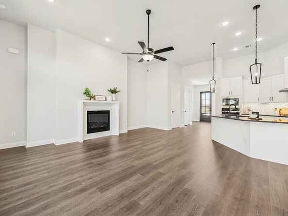 2065  Spotted Fawn Drive , Arlington Texas 76005