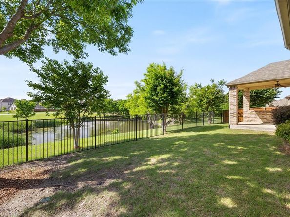 211  Crestbrook Drive , Rockwall Texas 75087