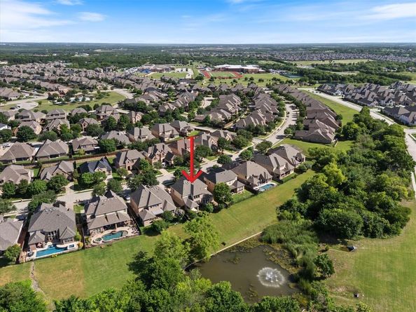 211  Crestbrook Drive , Rockwall Texas 75087