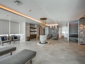 3130 N Harwood Street  903, Dallas Texas 75201