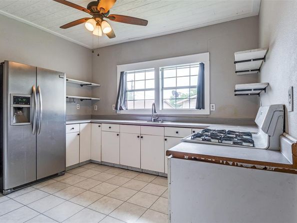 4410  Commerce Street , Rowlett Texas 75088