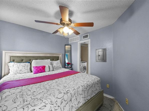 9815  Walnut Street  204, Dallas Texas 75243