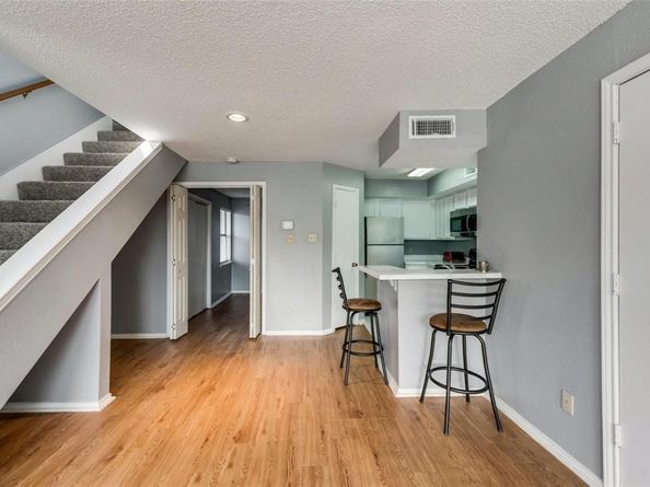 9815  Walnut Street  204, Dallas Texas 75243