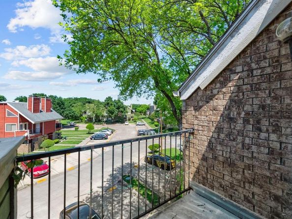 9815  Walnut Street  204, Dallas Texas 75243