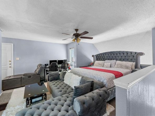 9815  Walnut Street  204, Dallas Texas 75243