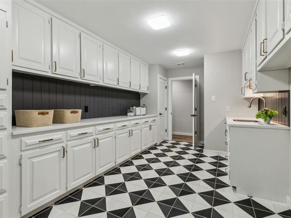 405  Woodbriar Court , Colleyville Texas 76034
