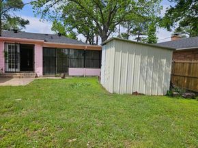 9610  Jennie Lee Lane , Dallas Texas 75227