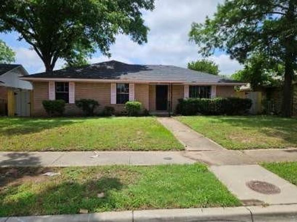 9610  Jennie Lee Lane , Dallas Texas 75227