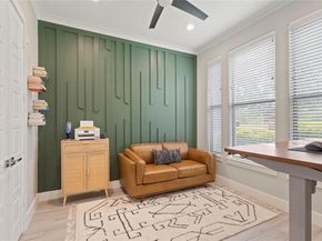 2027  Shaw Street , Dallas Texas 75212