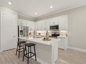 2027  Shaw Street , Dallas Texas 75212