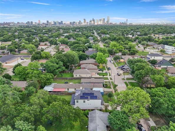 2027  Shaw Street , Dallas Texas 75212