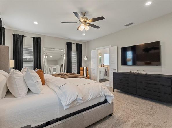 2027  Shaw Street , Dallas Texas 75212