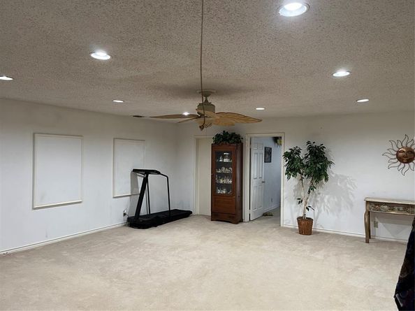 2822  Colleen Drive , Garland Texas 75043
